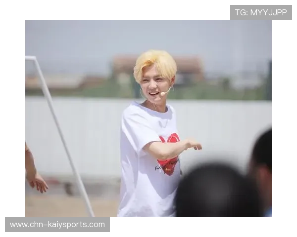 哈兰德夜间义演筹款，公益唱歌短片感动网友