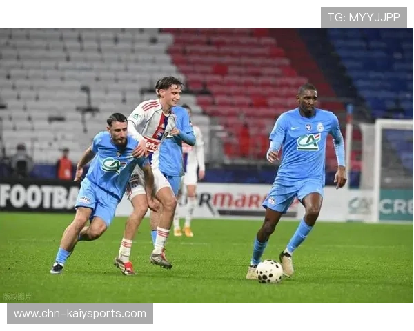 法甲球员技术细腻短传配合流畅令人赏心悦目，法甲球队最新关系